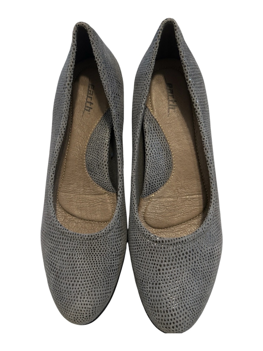 Earth Gray Perforated Women's Heels Sz 9B